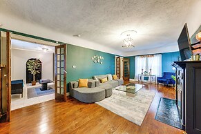 2 Mi to Dtwn: Spacious Apartment in Joliet
