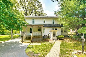 2 Mi to Dtwn: Spacious Apartment in Joliet