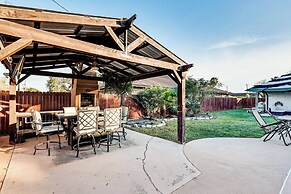 3 Mi to Downtown Mcallen: Quiet Home w/ Pool