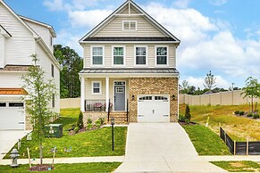 12 Mi to Dtwn Richmond: Spacious Home w/ Deck!