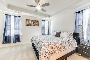 12 Mi to Dtwn Richmond: Spacious Home w/ Deck!