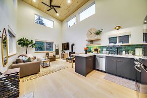 2 Mi to Warm Beach: Family Gem w/ Views