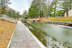 Canal-front Cabin: Dock & Fire Pit in New Lisbon