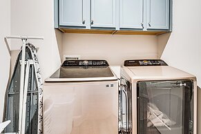15 Mi to Dtwn Indianapolis: Family-friendly Home!