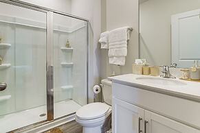 3 Mi to Lake Hickory: Family Home w/ Fire Pit!