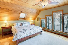 Hot Tub & Boat Dock: Waterfront Maine Retreat!