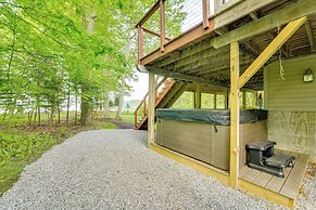 Hot Tub & Boat Dock: Waterfront Maine Retreat!