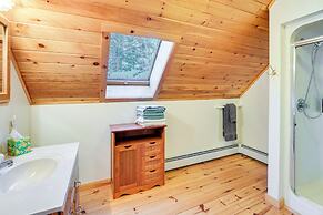 Hot Tub & Boat Dock: Waterfront Maine Retreat!