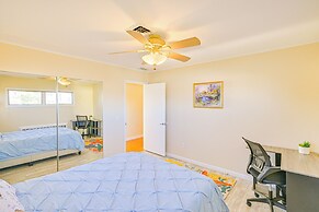 Bayfront Home in Patchogue w/ Deck & Fishing Dock