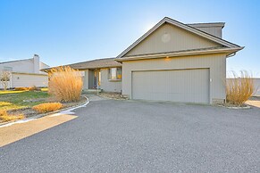 Bayfront Home in Patchogue w/ Deck & Fishing Dock