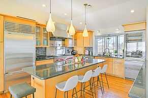 Bayfront Home in Patchogue w/ Deck & Fishing Dock