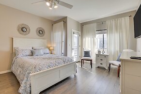 < 1 Mi to Biltmore Fashion Park: Condo w/ Pool!