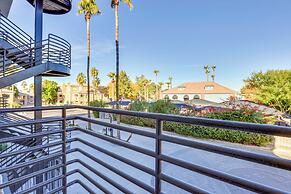 < 1 Mi to Biltmore Fashion Park: Condo w/ Pool!