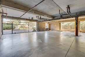 < 1 Mi to Biltmore Fashion Park: Condo w/ Pool!