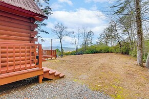 Hike, Boat & Explore: Mtn-view Hayesville Hideaway