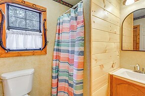 Hike, Boat & Explore: Mtn-view Hayesville Hideaway