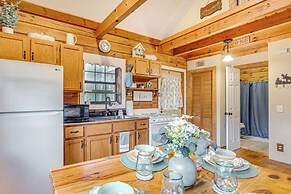 Hike, Boat & Explore: Mtn-view Hayesville Hideaway