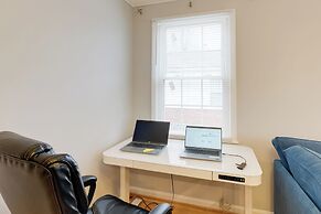 DC Area Home ~ 1 Mi to Metro: WFH Friendly!