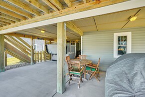 Walk to Beach: Apt w/ Private Hot Tub!