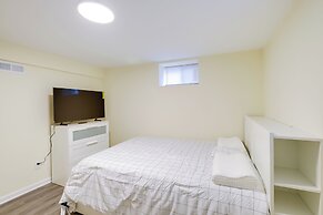 1 Mi to Metro: DC Area Apt w/ Fenced Yard!