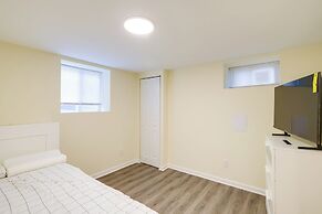 1 Mi to Metro: DC Area Apt w/ Fenced Yard!