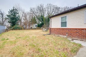 1 Mi to Metro: DC Area Apt w/ Fenced Yard!