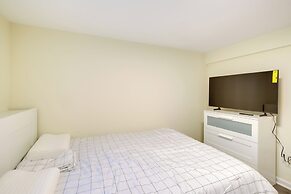 1 Mi to Metro: DC Area Apt w/ Fenced Yard!