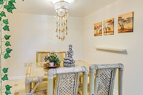 Poolside Oasis: 3 Mi to Mckee Botanical Garden