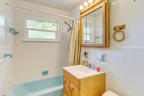 Poolside Oasis: 3 Mi to Mckee Botanical Garden