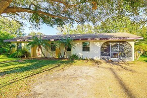 Poolside Oasis: 3 Mi to Mckee Botanical Garden