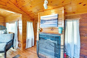 Cabin w/ Deck & Mountain Views Near Gatlinburg!