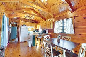 Cabin w/ Deck & Mountain Views Near Gatlinburg!