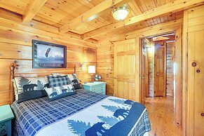Cabin w/ Deck & Mountain Views Near Gatlinburg!