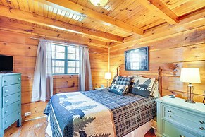 Cabin w/ Deck & Mountain Views Near Gatlinburg!