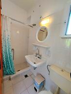 Bluewhite Studio - Cozy Garden Nest