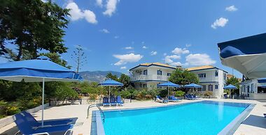 Bluewhite Studio - Cozy Garden Nest