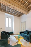 City Center- Modern and Bright apartment