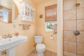 Hale Kukui Oia 2 Bedroom Home