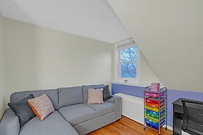 Charming Belmont Condo Near Boston 2 Bedroom Condo
