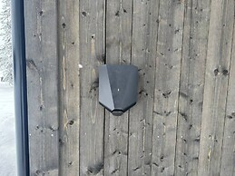 Modern Mountain Cabin - Outdoor Hot Tub - 8 Beds