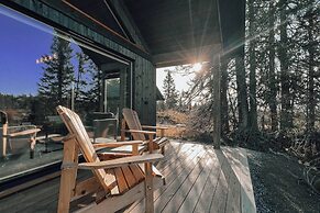 Modern Mountain Cabin - Outdoor Hot Tub - 8 Beds