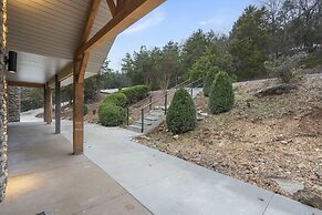 Van Kirk Cove 6 BDR Stunner!