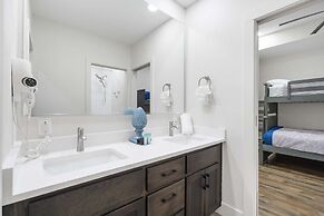 Van Kirk Cove 6 BDR Stunner!