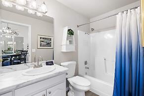 Calm Waters Condo Sleeps 4