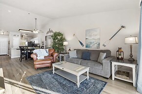 Calm Waters Condo Sleeps 4