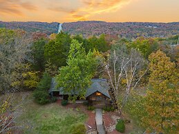 The Cabin at Rock Canyon