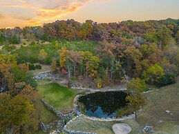 The Cabin at Rock Canyon