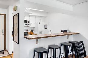 Tee Time on Turnberry Surrounded by the Shore of Lake Taneycomo