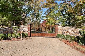 The Lodge at Rock Canyon