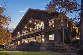 The Lodge at Rock Canyon